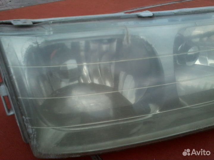 Фары головного света Toyota Mark 2 GX100