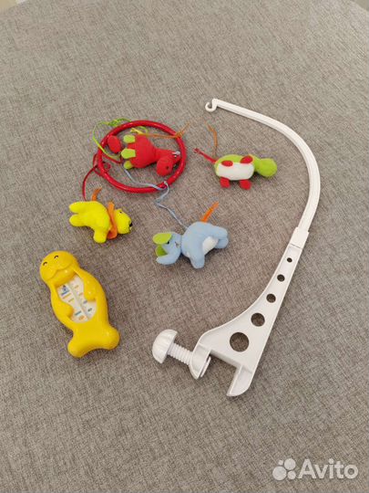 Держатель для балдахина,термометр,игрушка-подвеска