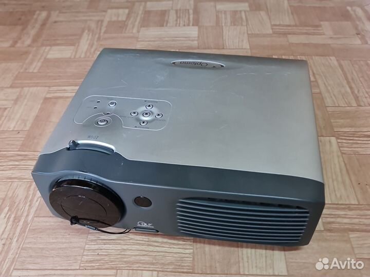 Проектор