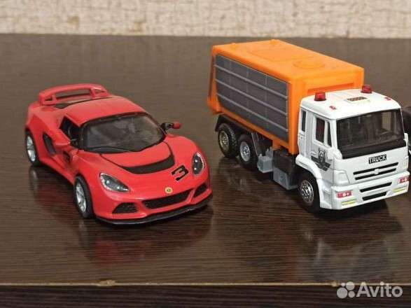 Коллекционные модели RMZcity, Kinsmart, Cararama