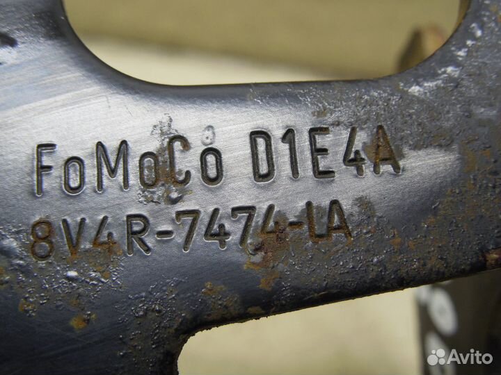 Кронштейн (сопут. товар) Kuga 2008-2012