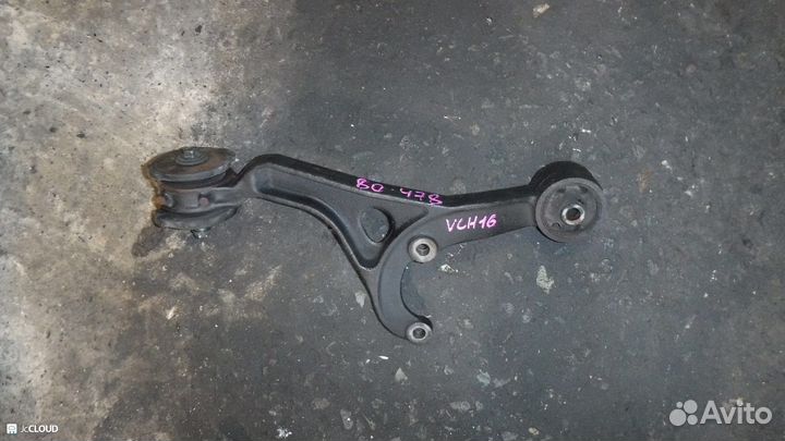Подушка редуктора на toyota hiace granvia VCH16