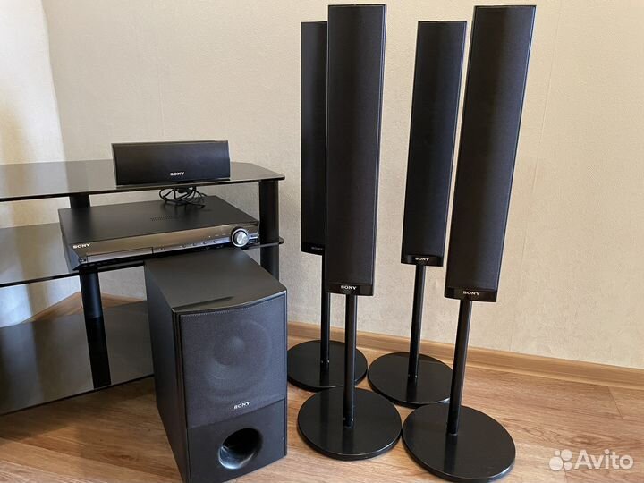 Домашний кинотеатр Sony 5.1 DAV-DZ690M