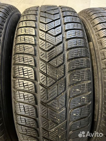 Pirelli Scorpion Winter 215/65 R16