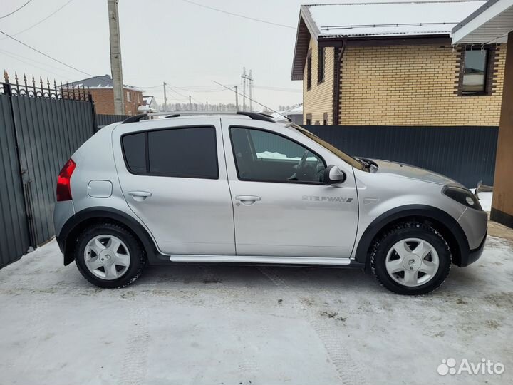 Renault Sandero Stepway 1.6 AT, 2013, 198 000 км