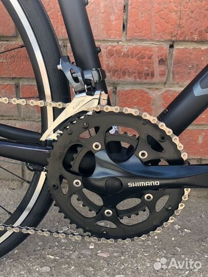 Шоссейный велосипед Specialized Allez 2022