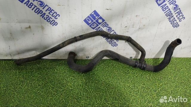 Патрубок системы охлаждения Renault Megane 3