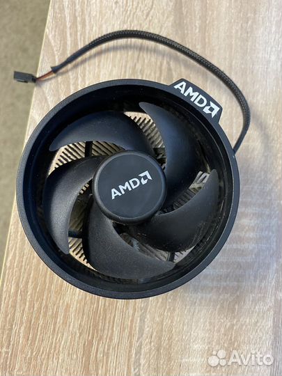 Боксовый кулер amd