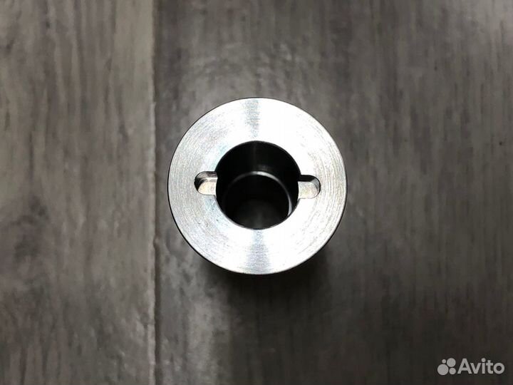 Втулка зеркала BMW X1 E84, X3 E83