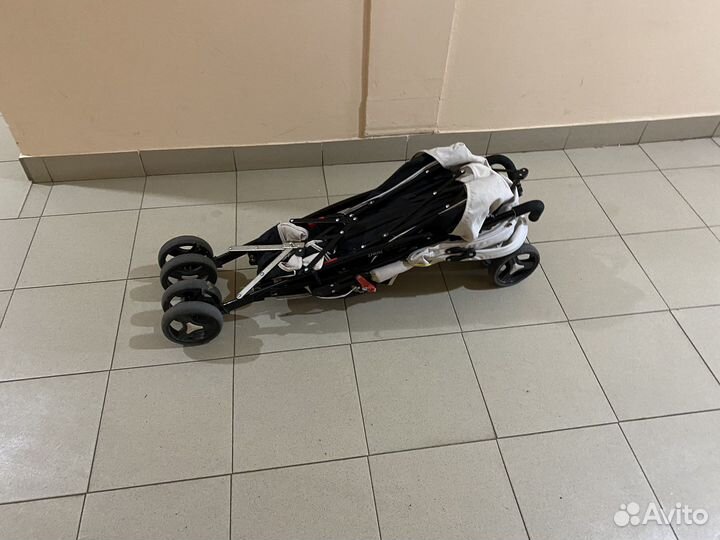 Коляска трость