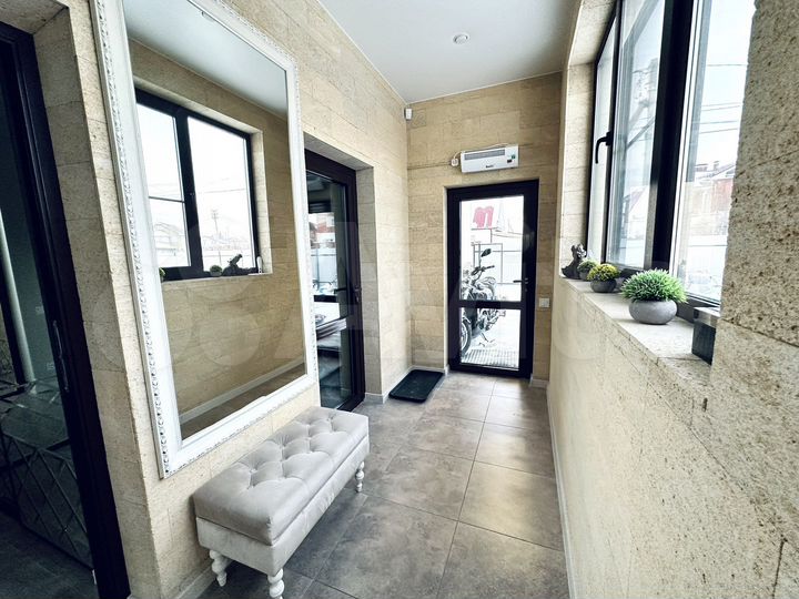 Дом 191,5 м² на участке 8,6 сот.