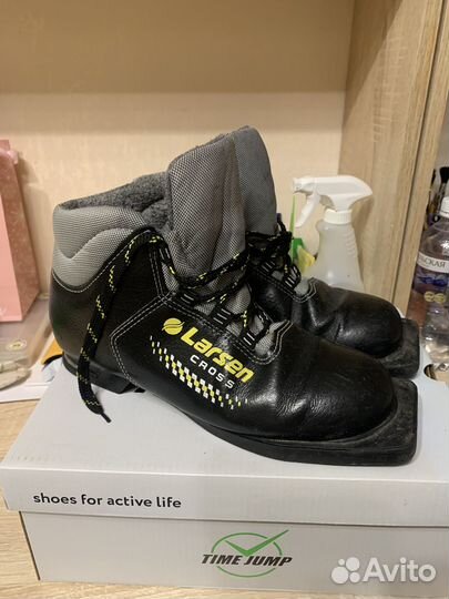 Лыжные ботинки larsen 38р