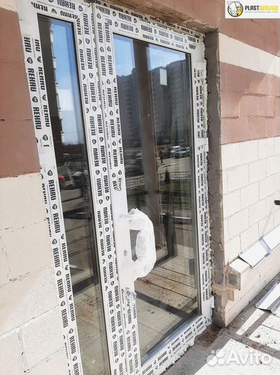 Пластиковые окна и двери Rehau, порталы