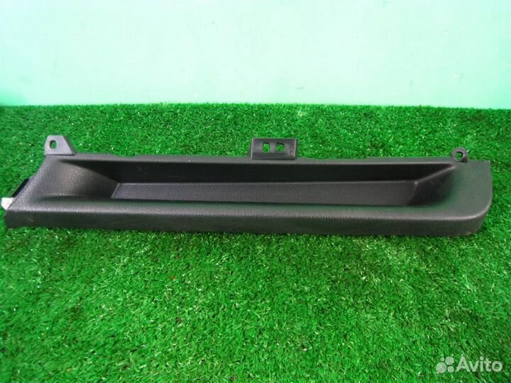 Ящик для мелочи Toyota Yaris P13 2015