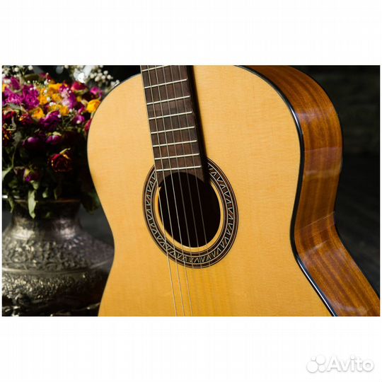 Классическая гитара Flight C-120 NA