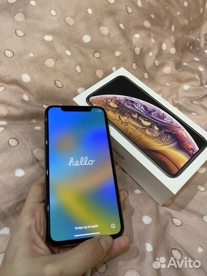 iPhone Xs, 64 ГБ