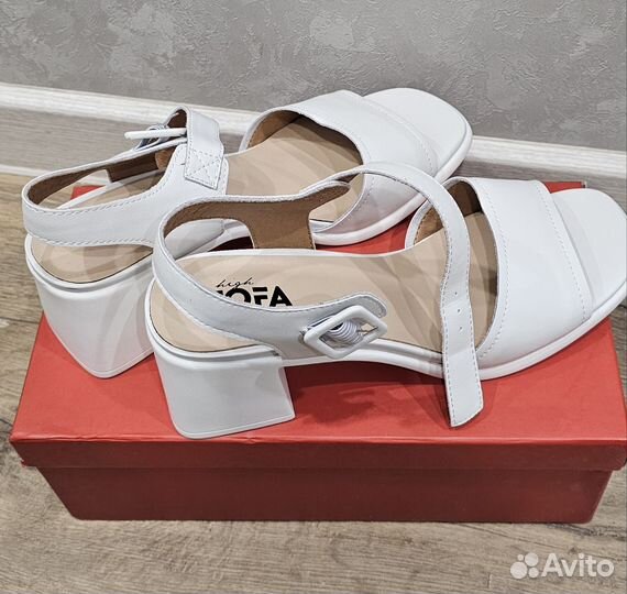 Босоножки натуральная кожа 41