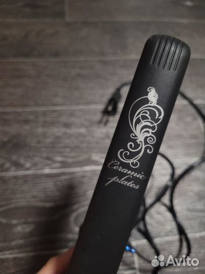 Выпрямитель для волос Scarlett SC-1066