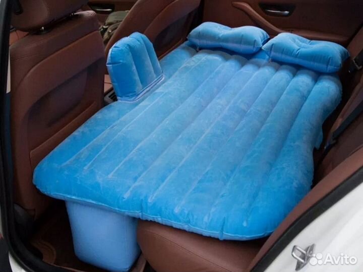 Надувной автомобильный матрас с насосом
