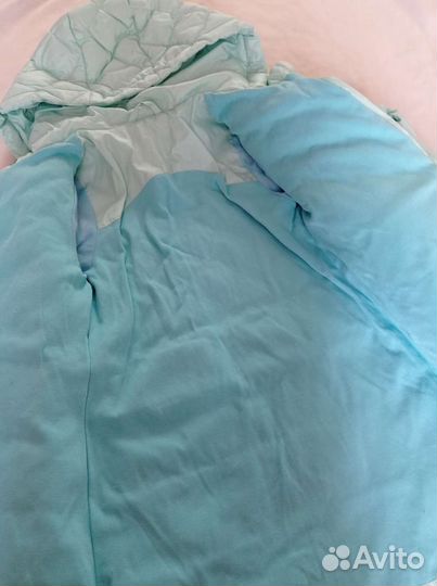 Пуховик детский новый