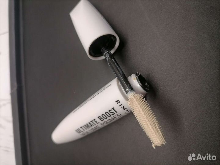 Праймер для ресниц белый Rimmel