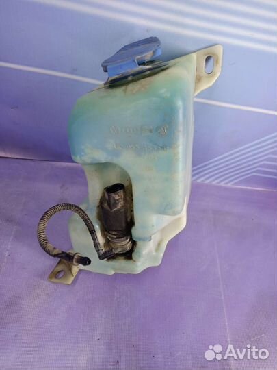 Бачок омывателя Volkswagen Bora/Golf 4