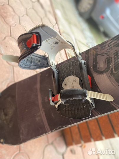 Крепление и сноуборд зимние катания