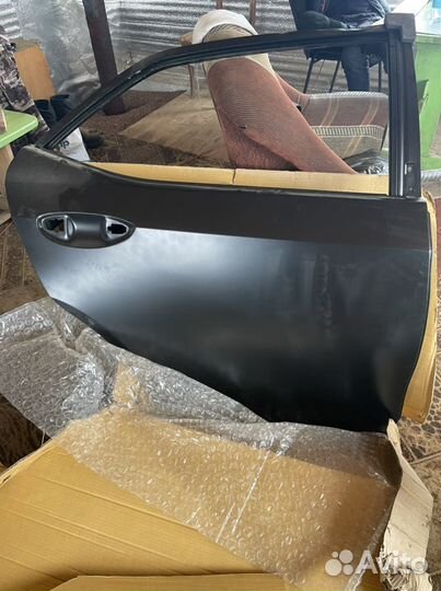 Дверь тойота королла 180