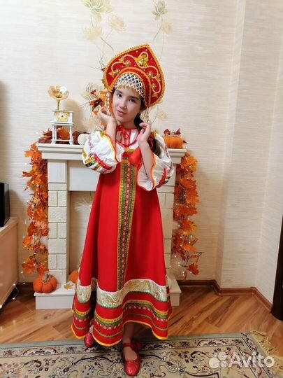 Прокат Русский народный костюм (сарафан, кокошник)