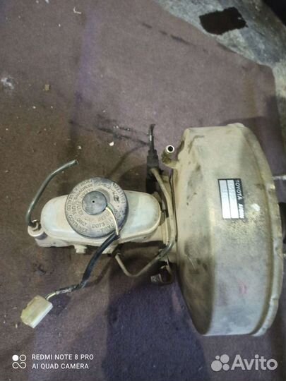 Вакуумный усилитель тормозов в сборе с гтц toyota