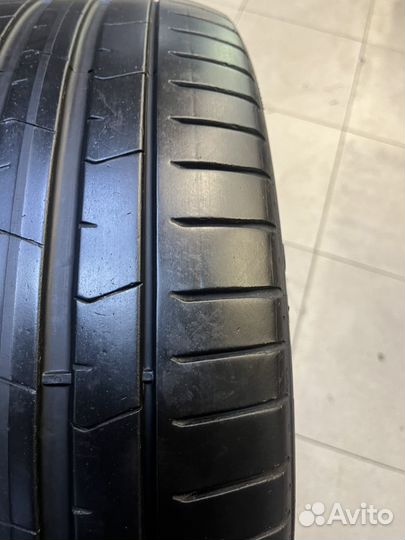 Pirelli P Zero 245/40 R20 20