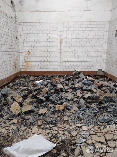 Демонтаж, снос перегородок, подъем материала на эт