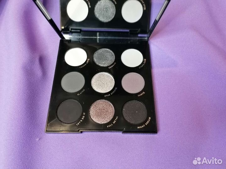 Палетка теней Colourpop Smoke Show
