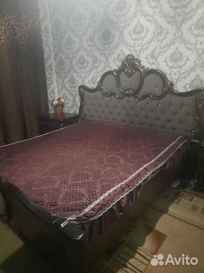 Спальный гарнитур бу