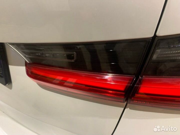 Фонарь внутренний правый Bmw 320D G21 B47D20B