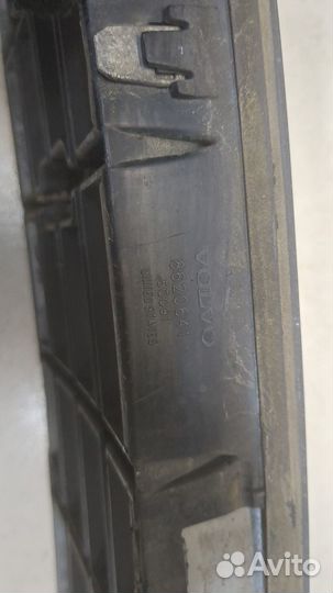 Решетка радиатора Volvo XC90, 2004