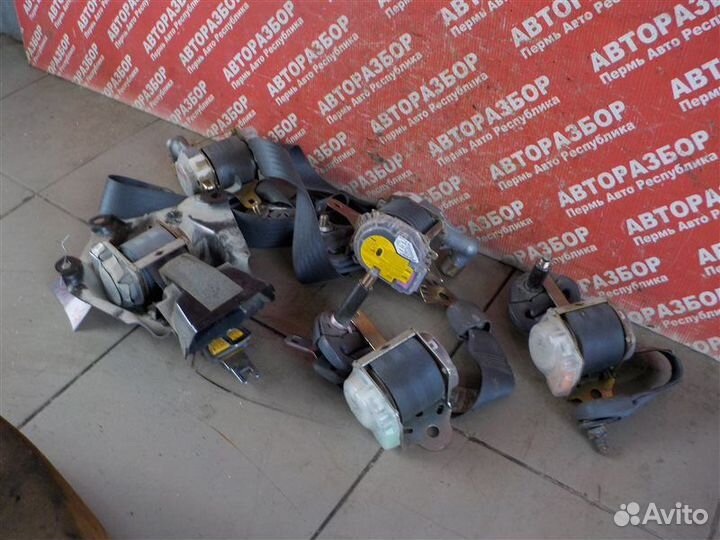 Ремни безопасности Toyota Rav 4 XA20 1CD FTV 2001