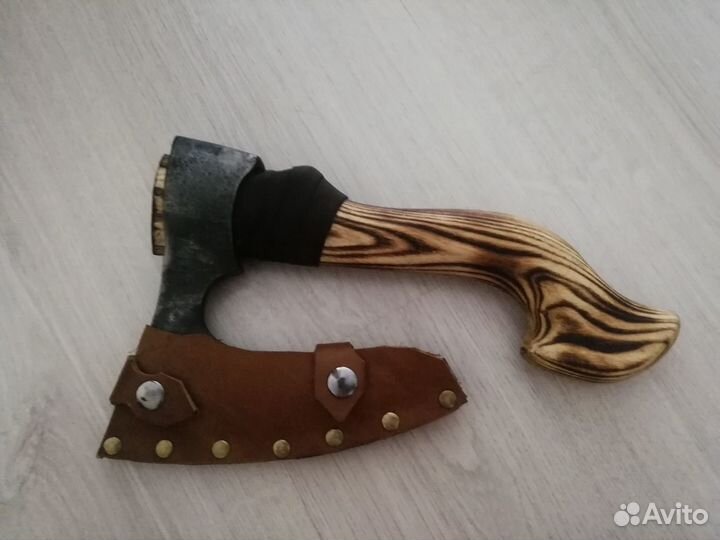 Топор кулачный