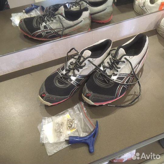 Шиповки беговые asics