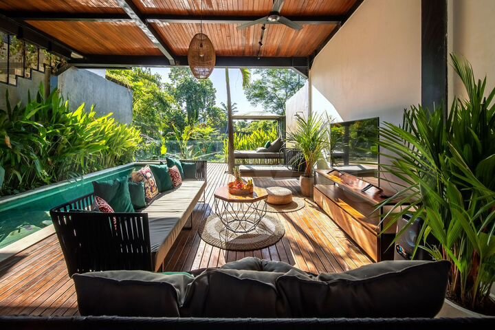 Дом 220 м² на участке 177 м² (Индонезия)