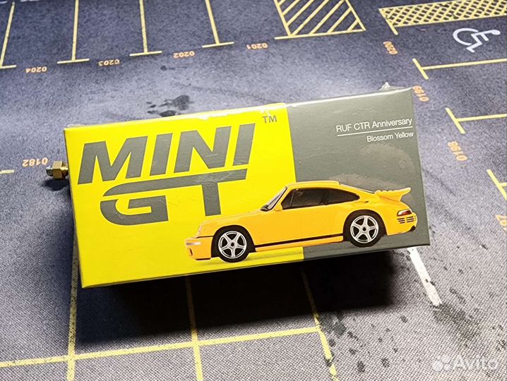 Mini GT Porsche RUF CTR
