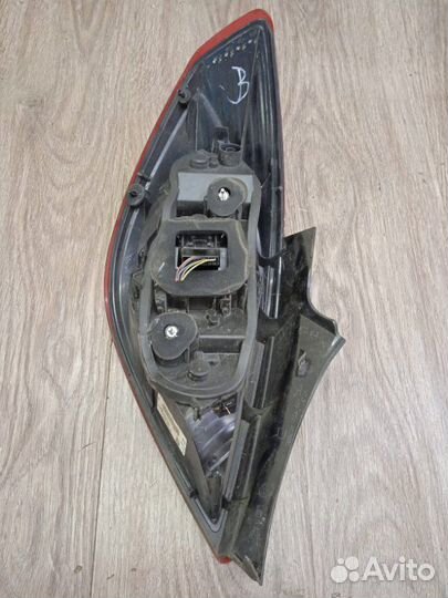 Фонарь задний правый Opel Corsa D хетчбэк 3-Х дв