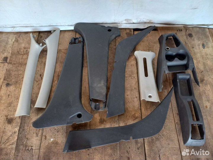 Пластик салона Renault Logan седан 1.6 2014