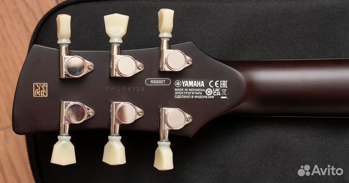 Yamaha Revstar RSS02t Sunset Burst электрогитара