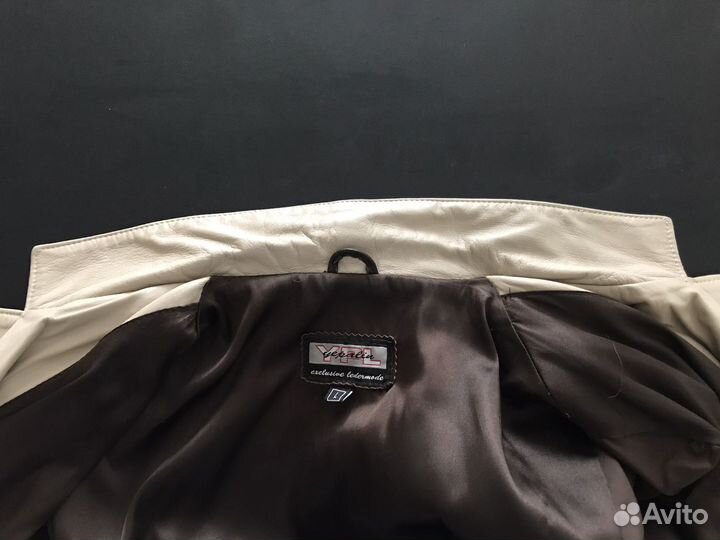 Плащ женский кожаный. Темно-коричневый. 46 р