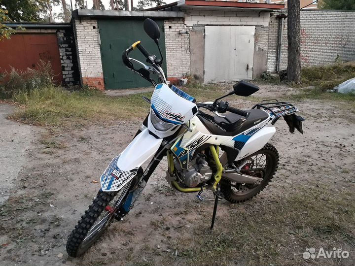 BSE Z3 Y (с птс) 250cm3