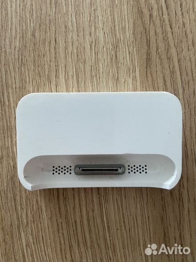 Зарядная док станция apple для iPod iPhone 4