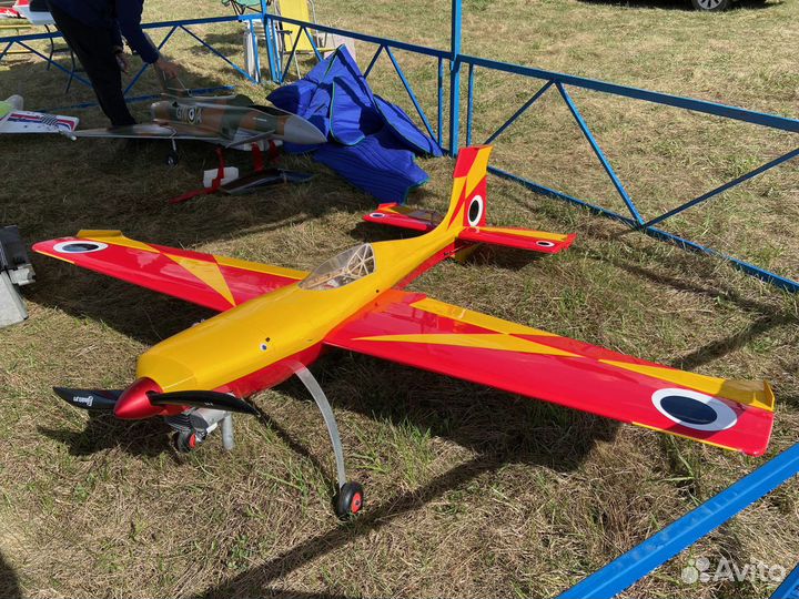 Набор для сборки самолета Edge-540V3 