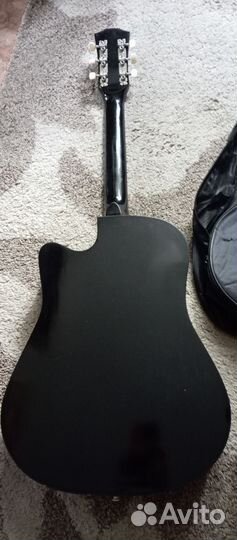 Гитара + чехол Belucci