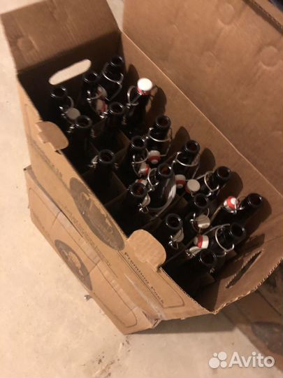 Бутылки с бугельной пробкой